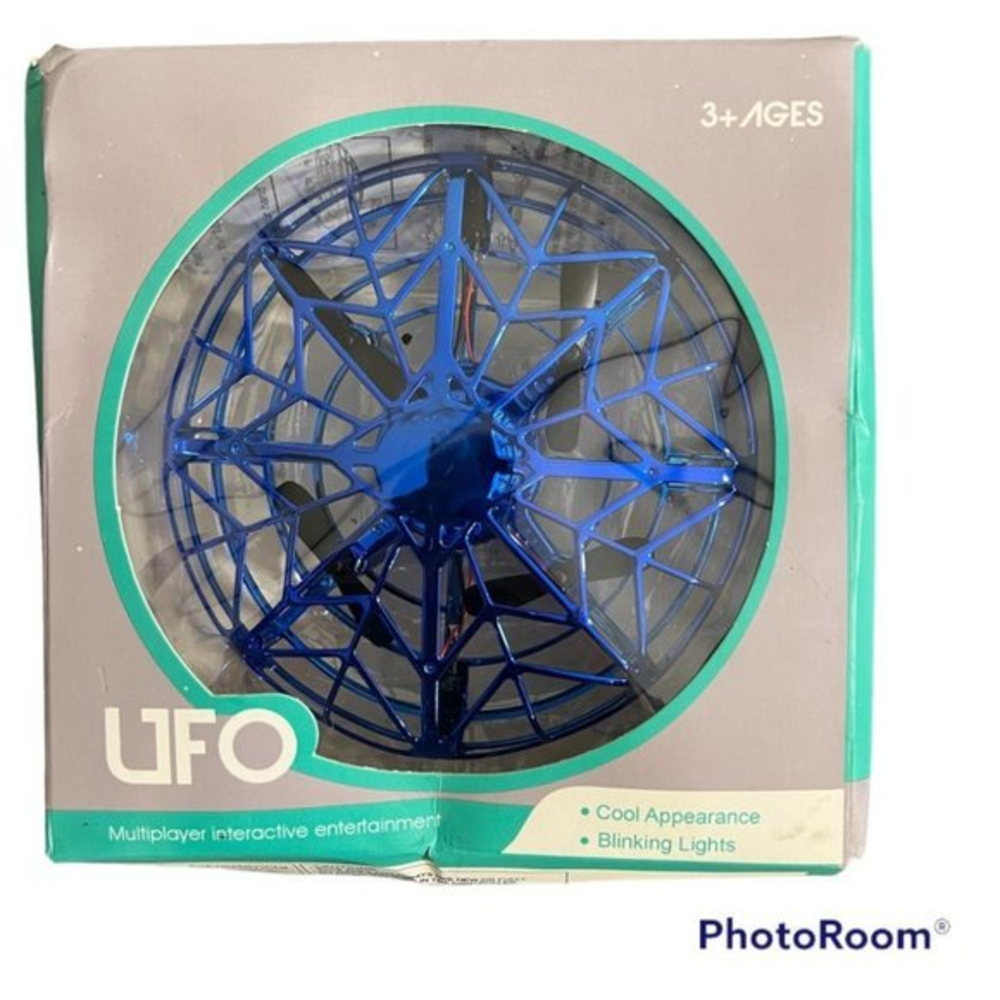 NWB UFO Metallic Blue Flying UFO Toy‎